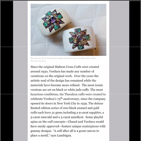 Coco Chanel’s cuffs Costume jewelled - Picture 4 of 9